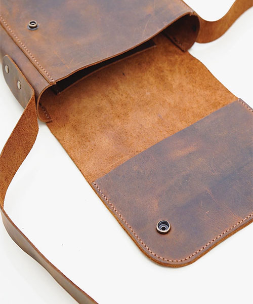 Atleather Unisex Deri Postacı Çantası