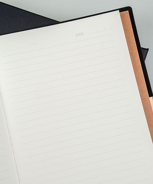 Scrikss Sd700-B1 Premium Defter Toledo B5 Siyah & 38 Roller Siyah Altın Set