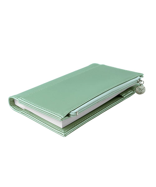 Victoria Journals Zipco  7179